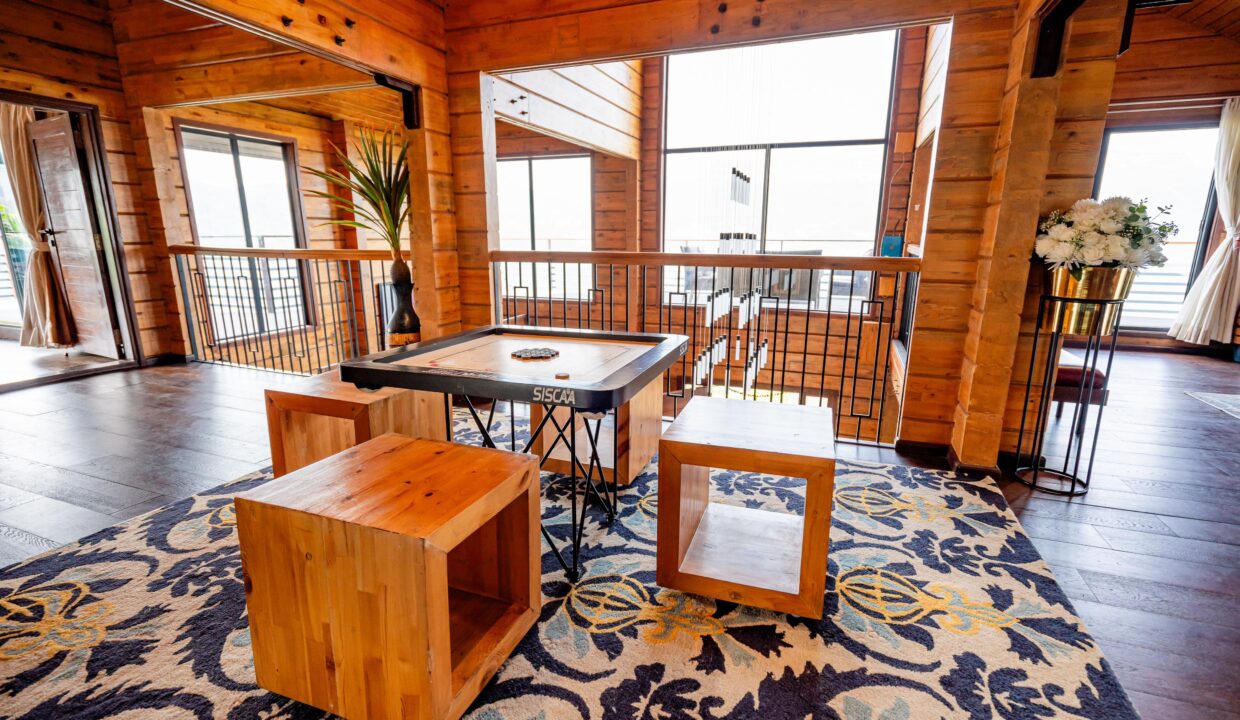 87c37807-36c8-41a4-a2f9-b11d22dd8e7d