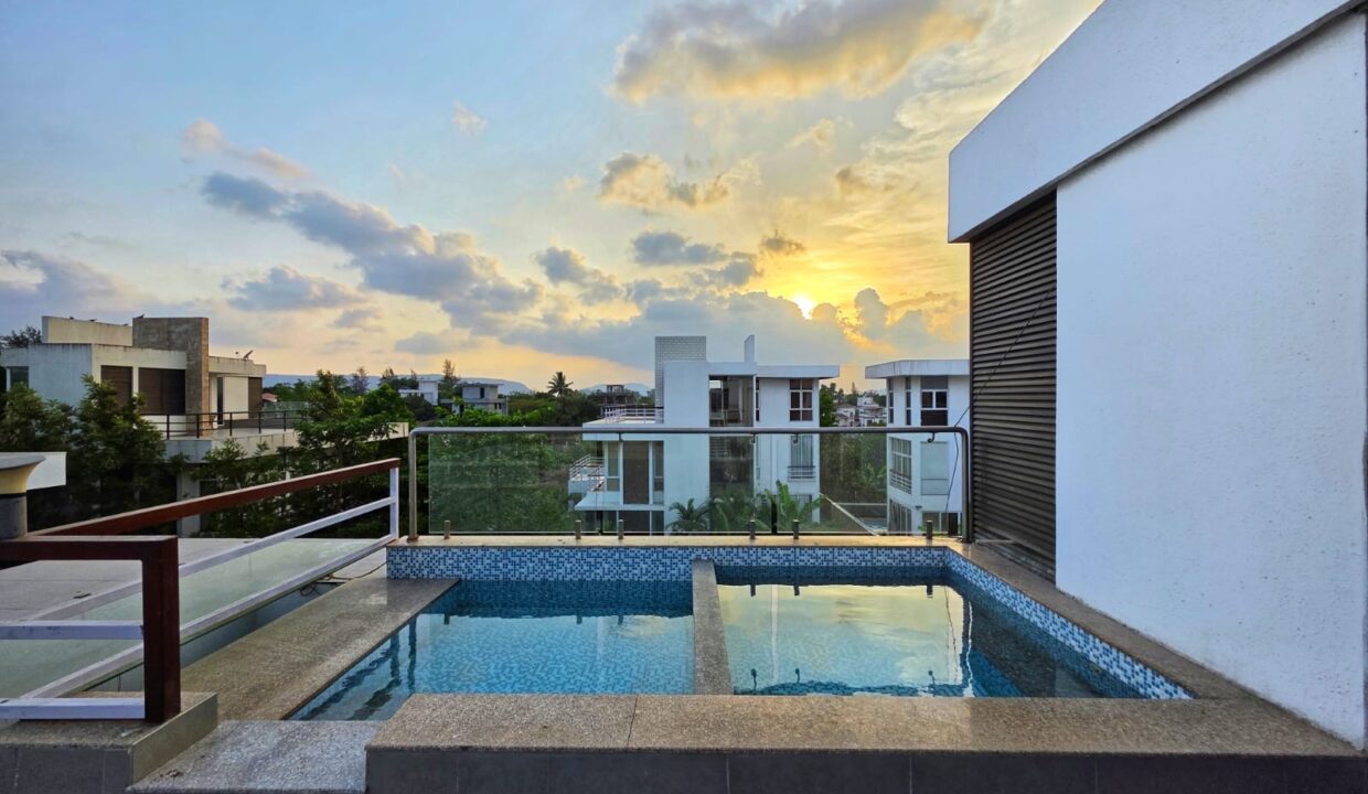 99d784c7-ecbf-4243-8bca-4c87994b0292