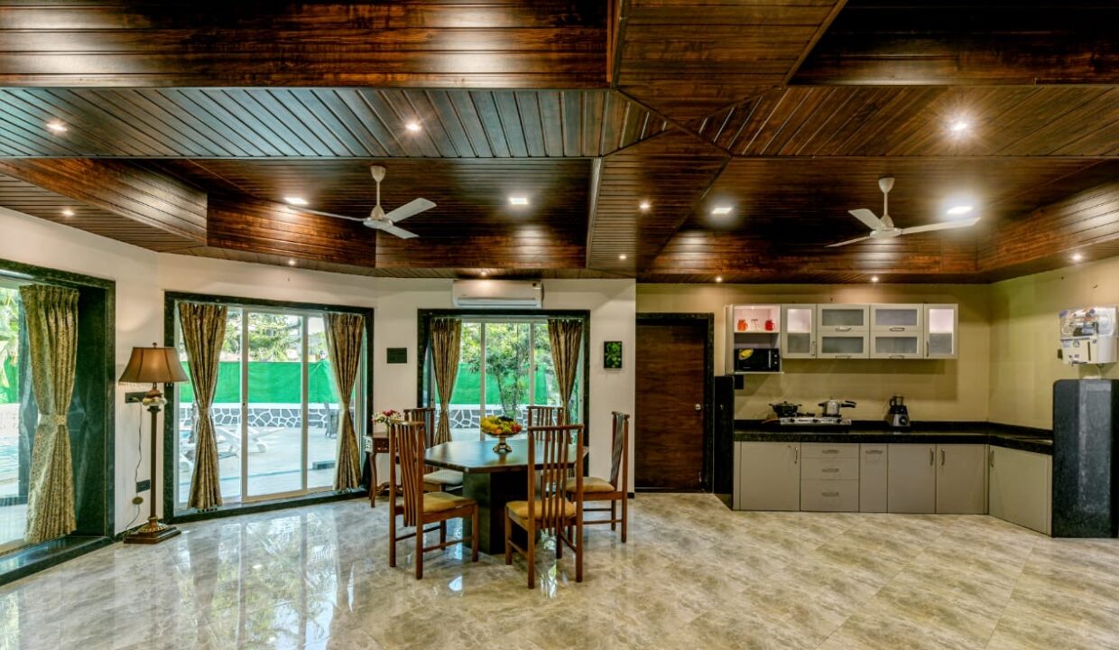 c0b96ddb-79e6-4e84-a3c9-bd99319c73ee